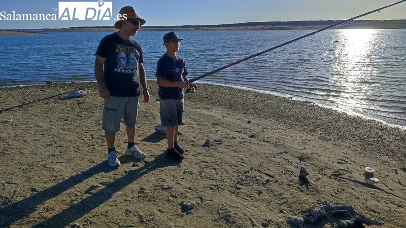 XII Encuentro de Pesca San Roque organizado por el CD Bajo Tormes de Villarino de los Aires / CORRAL 