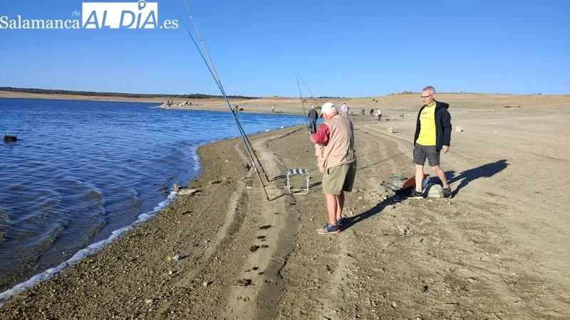 XII Encuentro de Pesca San Roque organizado por el CD Bajo Tormes de Villarino de los Aires / CORRAL 