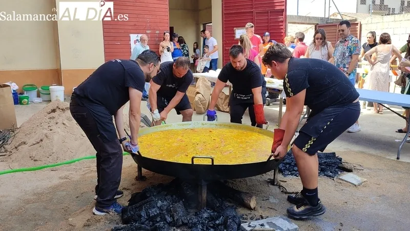 Vitigudino respondía masivamente a la llamada de la Cofradía San Nicolás de Bari / CORRAL