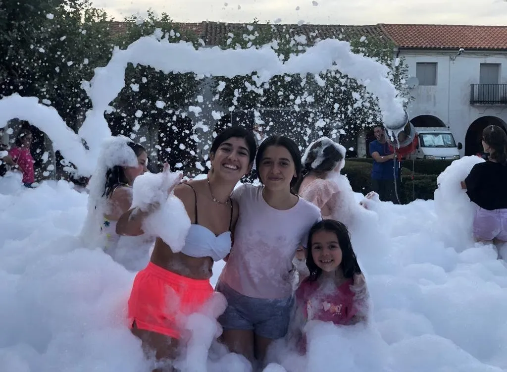 Foto 6 - &Aacute;gueda estrena sus fiestas de verano con m&aacute;s involucrados de lo esperado