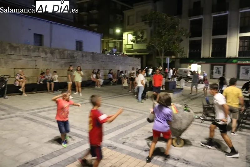 Encierros de carretones del lunes por la noche 