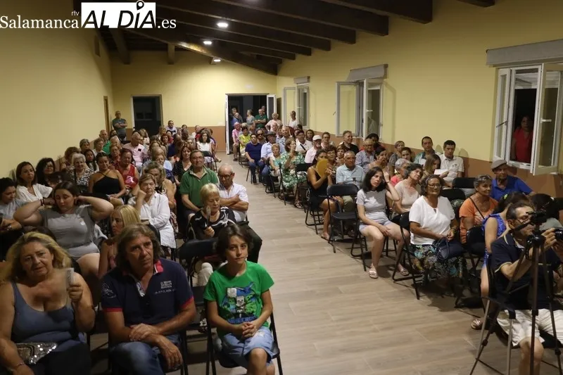 Inicio oficial de las fiestas de San Lorenzo en La Zarza de Pumareda / CORRAL
