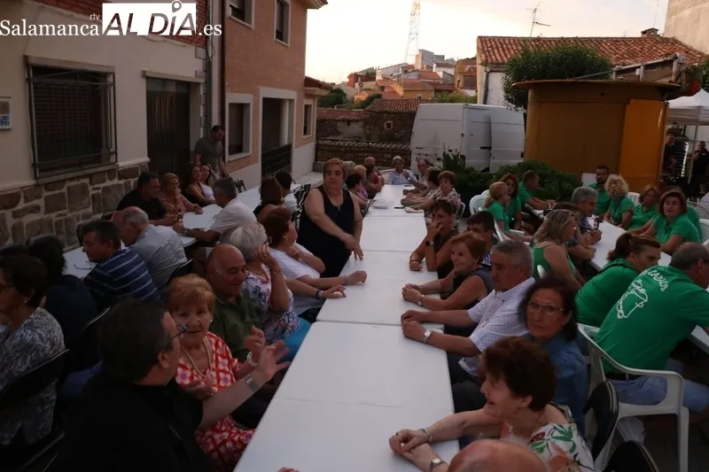 Reconocimientos en Saucelle para despedir las fiestas de San Lorenzo / CORRAL 