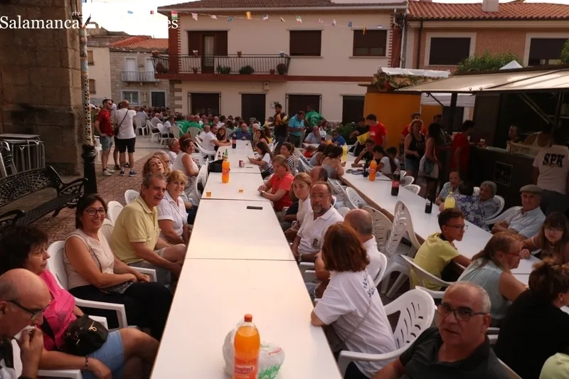 Reconocimientos en Saucelle para despedir las fiestas de San Lorenzo / CORRAL 
