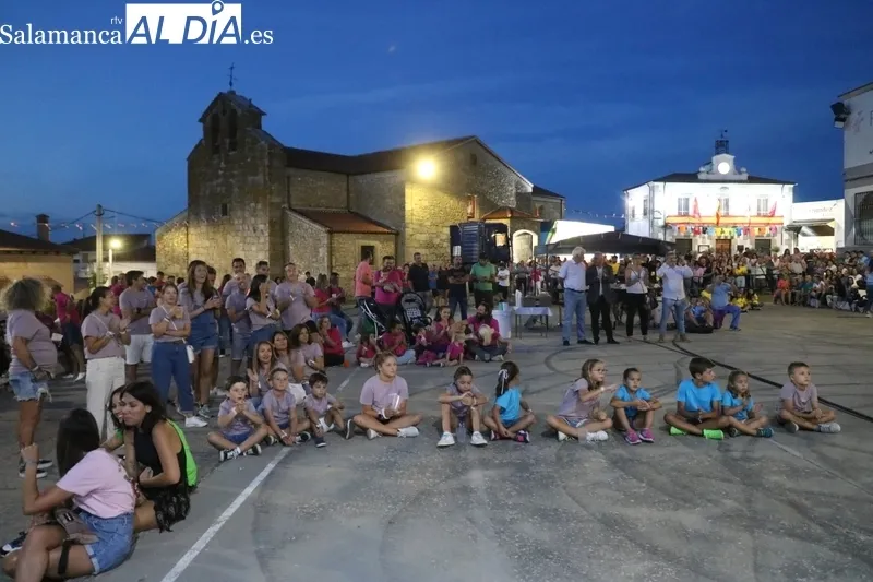 Arrancan las fiestas de Cipérez con el pregón de la peña Pichotes  / CORRAL