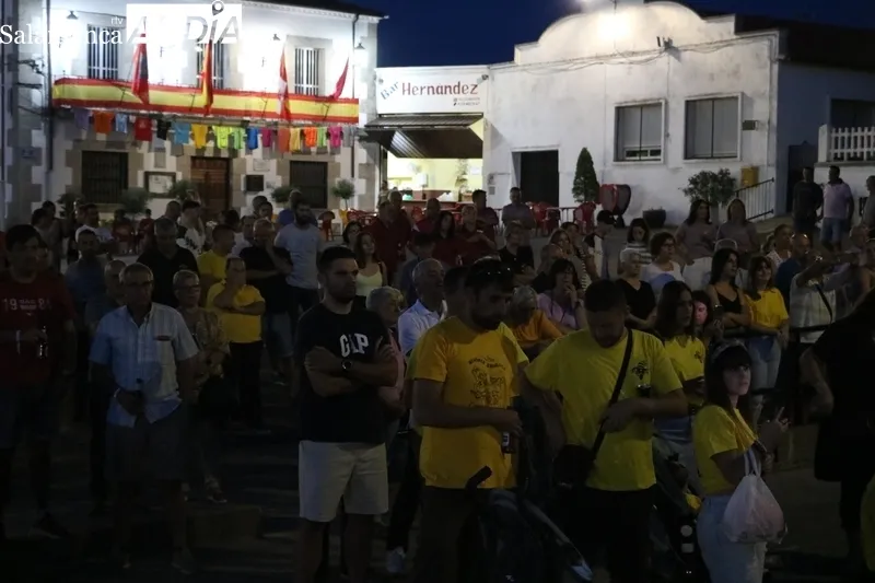 Arrancan las fiestas de Cipérez con el pregón de la peña Pichotes  / CORRAL