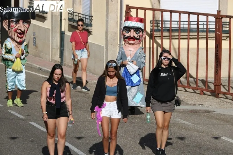 Tercer encierro de las fiestas de Villarino de los Aires, festejo en el que se corrieron cuatro novillos de Valdeflores / CORRAL Y SÁNCHEZ