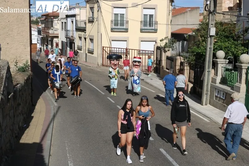Tercer encierro de las fiestas de Villarino de los Aires, festejo en el que se corrieron cuatro novillos de Valdeflores / CORRAL Y SÁNCHEZ