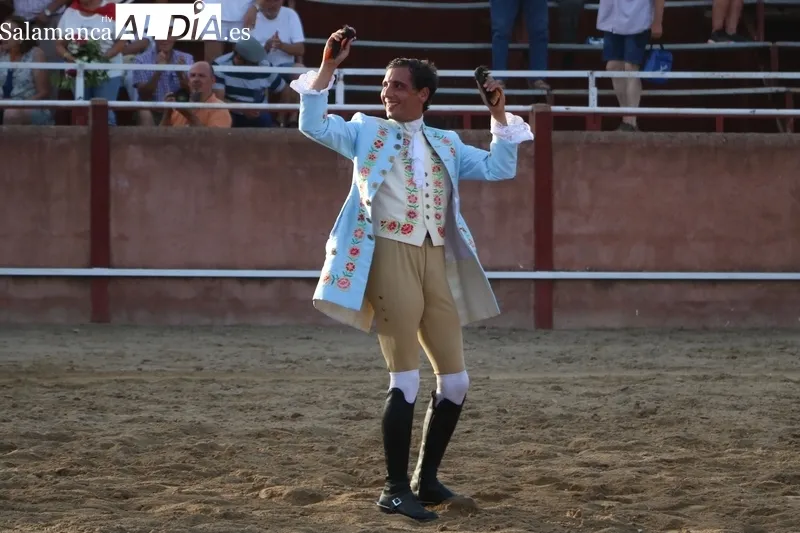 Bonito festejo de rejones en Masueco para poner punto final a las fiestas / CORRAL