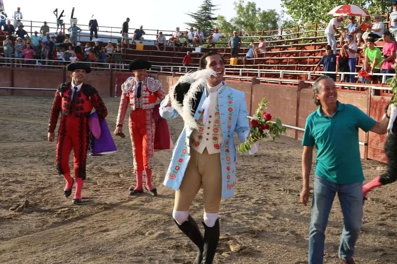 Bonito festejo de rejones en Masueco para poner punto final a las fiestas / CORRAL
