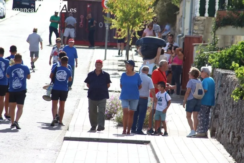 Tercer encierro de las fiestas de Villarino de los Aires, festejo en el que se corrieron cuatro novillos de Valdeflores / CORRAL Y SÁNCHEZ