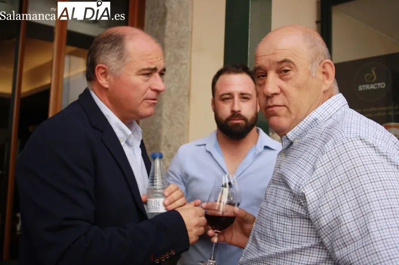 La recepción de alcaldes y asociaciones de mayores que organiza Peñaranda tenía lugar este sábad