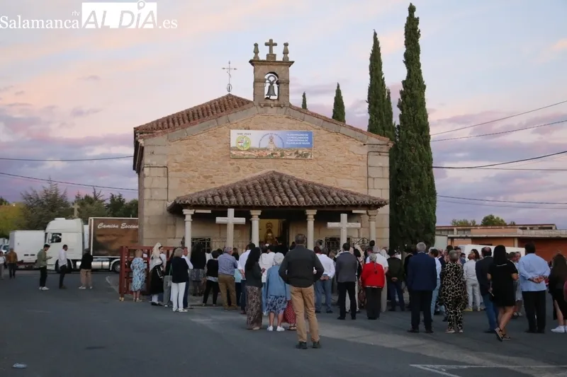 Homenaje a la Virgen de los Caballeros en Villavieja de Yeltes / CORRAL