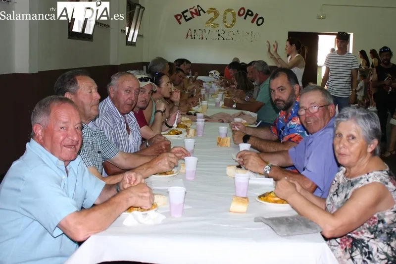Paella organizada en Yecla de Yeltes por la Asociación Cultural La Muralla / SILVESTRE