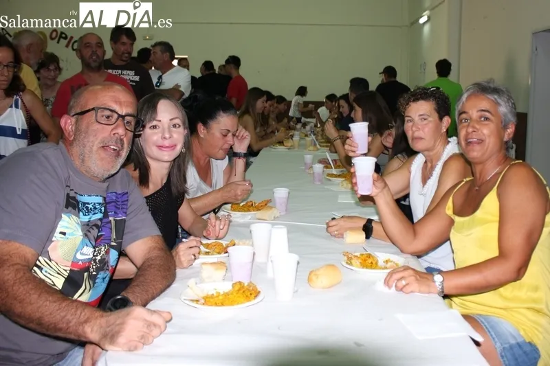 Paella organizada en Yecla de Yeltes por la Asociación Cultural La Muralla / SILVESTRE