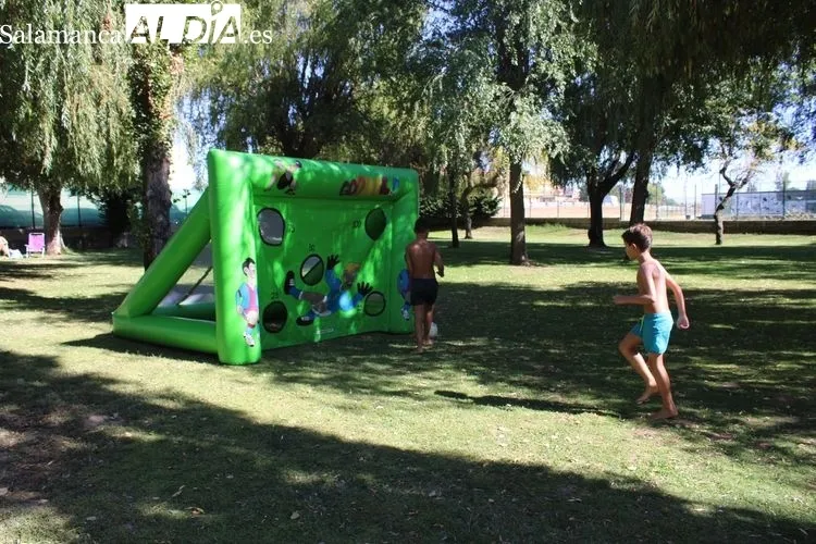 Foto 6 - Hinchables acu&aacute;ticos para despedir las fiestas