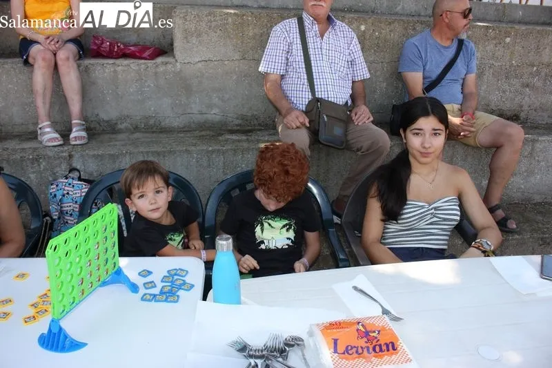 Gran paella en Cipérez para despedir las fiestas / SILVESTRE