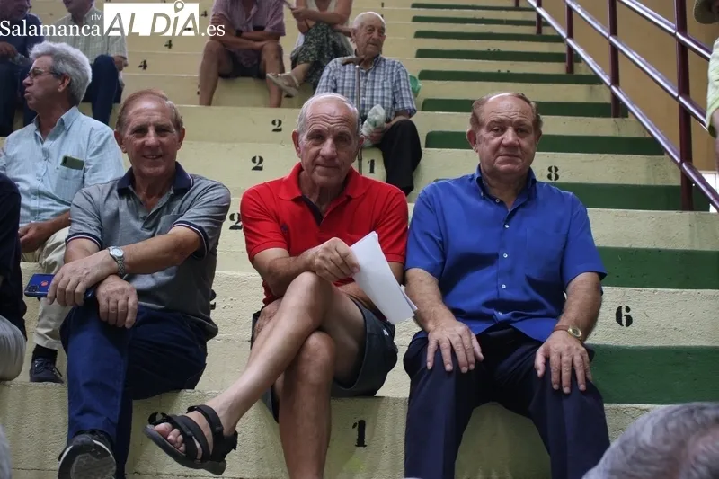 Partidos de pelota a mano en Vitigudino / SILVESTRE 