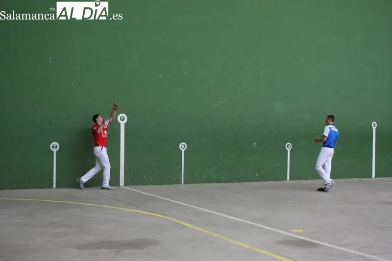 Partidos de pelota a mano en Vitigudino / SILVESTRE 