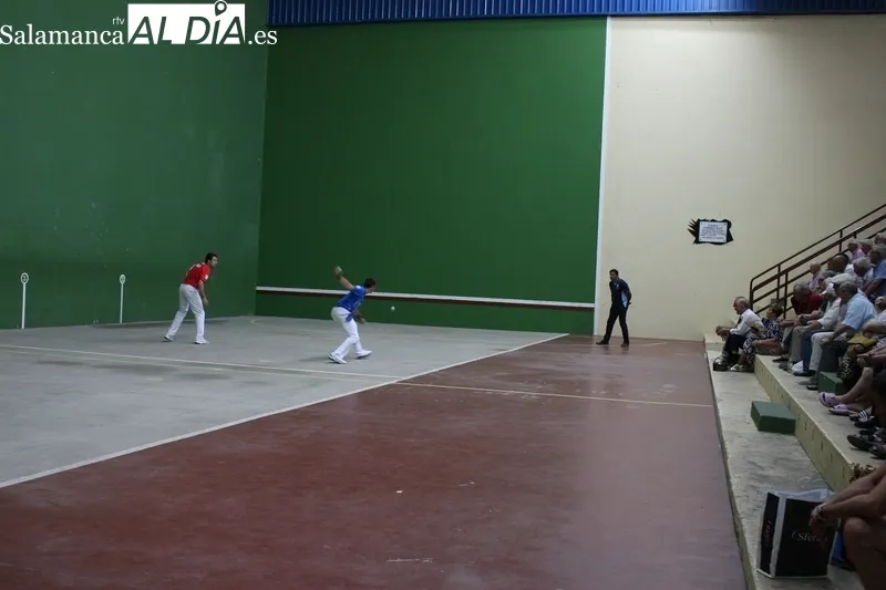 Partidos de pelota a mano en Vitigudino / SILVESTRE 