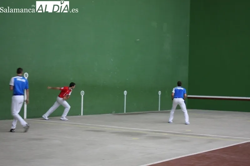 Partidos de pelota a mano en Vitigudino / SILVESTRE 