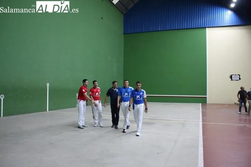 Partidos de pelota a mano en Vitigudino / SILVESTRE 
