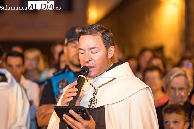 Foto 7 - La procesi&oacute;n del regreso a clausura de Santa Teresa, en im&aacute;genes