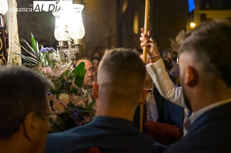 Foto 4 - La procesi&oacute;n del regreso a clausura de Santa Teresa, en im&aacute;genes