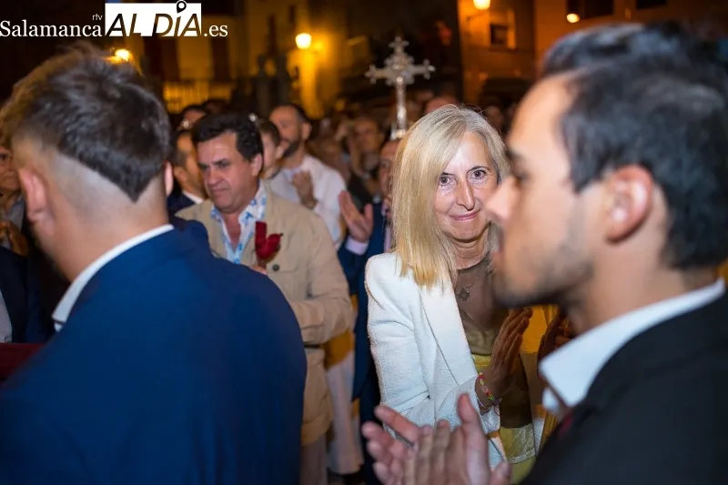 Foto 3 - La procesi&oacute;n del regreso a clausura de Santa Teresa, en im&aacute;genes