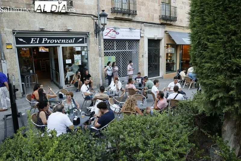 Terrazas en la Gastrozona Libertad, en la plaza del mismo nombre. Foto de David Sañudo