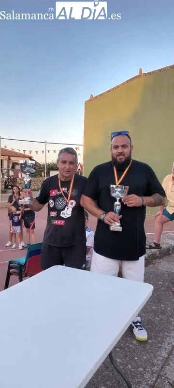 III Torneo de Frontenis de Saldeana con 14 parejas participantes 