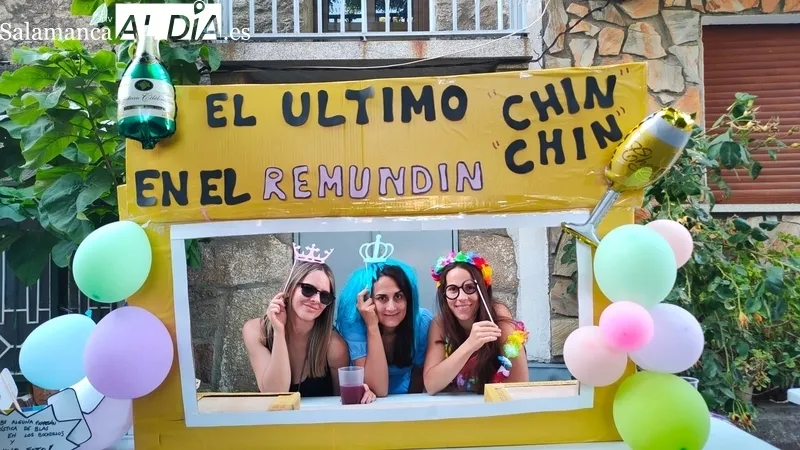 Último chin-chin en el Bar Remundín de Sobradillo