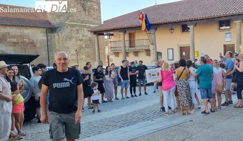 Último chin-chin en el Bar Remundín de Sobradillo