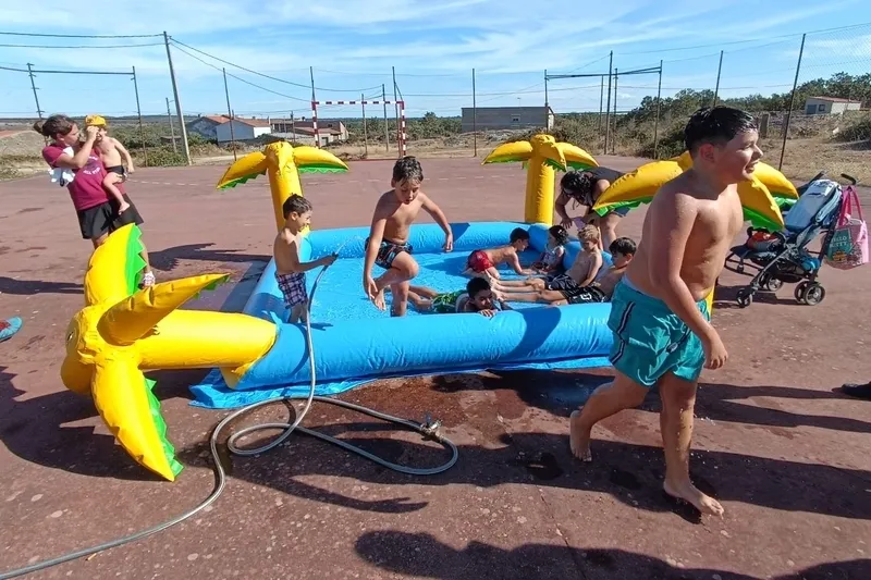 En Cabeza de Framontanos ponen fin a unas concurridas fiestas de verano / FOTO: JOSÉ ANTONIO MARTÍN GARCÍA