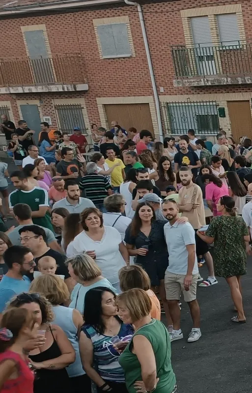 En Cabeza de Framontanos ponen fin a unas concurridas fiestas de verano / FOTO: JOSÉ ANTONIO MARTÍN GARCÍA