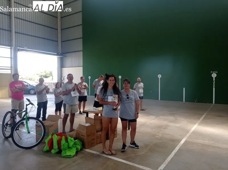 En torno a 200 participantes ponían fin este sábado al VIII Triatlón ‘Conectando pueblos’ 