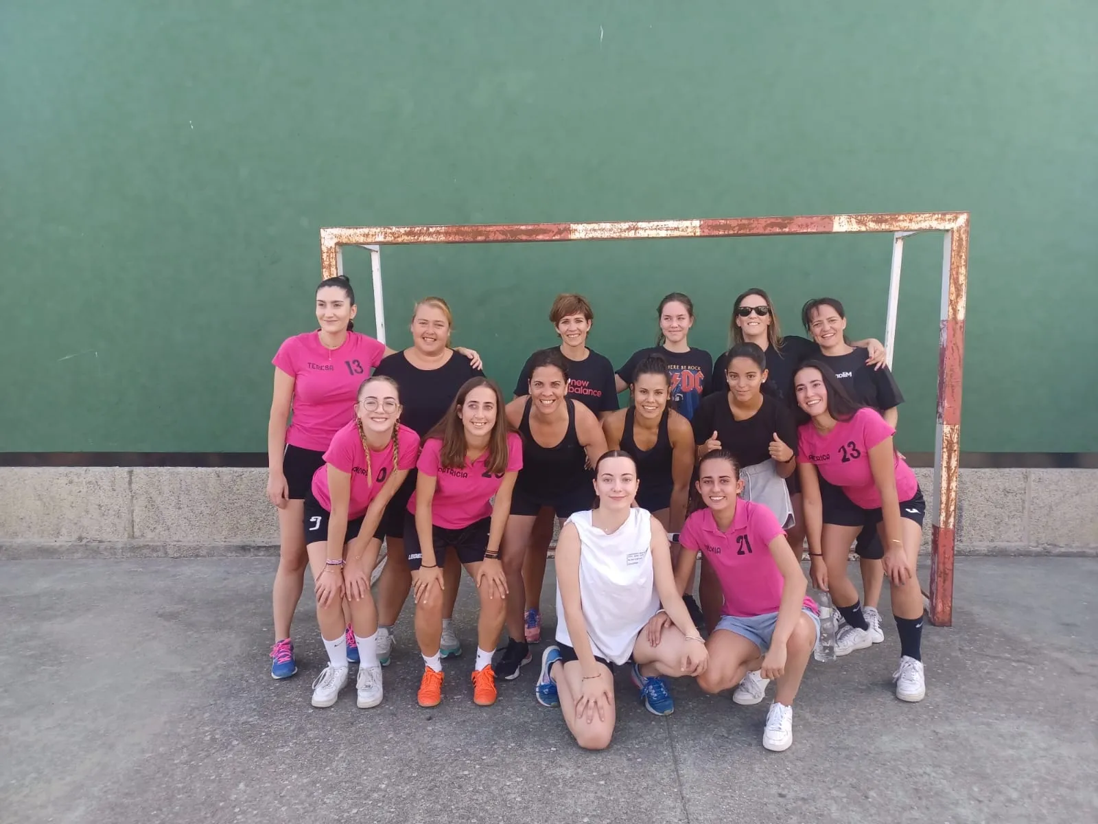 Foto 2 - Encinasola de los Comendadores vive el pr&oacute;logo de las fiestas con distintos campeonatos deportivos