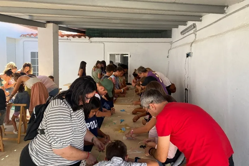 Manualidades y deporte han animado estos días previos a los platos fuertes de las fiestas 