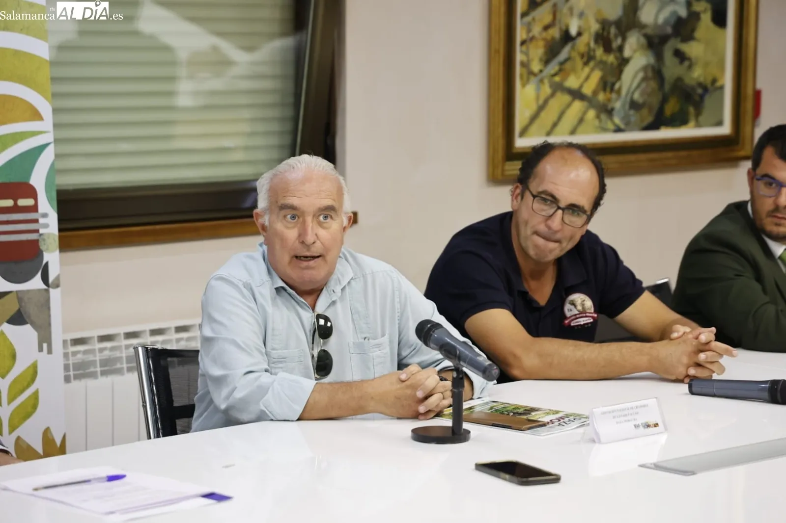 Foto 2 - Javier Iglesias se re&uacute;ne con los presidentes de asociaciones ganaderas de vacuno y FEAGAS