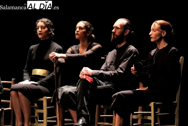 El texto de la obra, dirigida por Raquel García Sevillano, es una adaptación de Patricia Sánchez a partir de 'La casa de Bernarda Alba', de Lorca