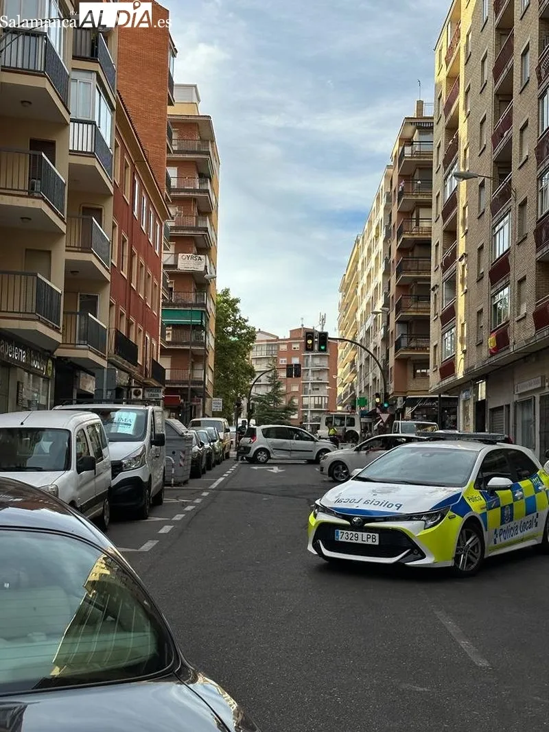 Estado del vehículo siniestrado en la avenida Campoamor