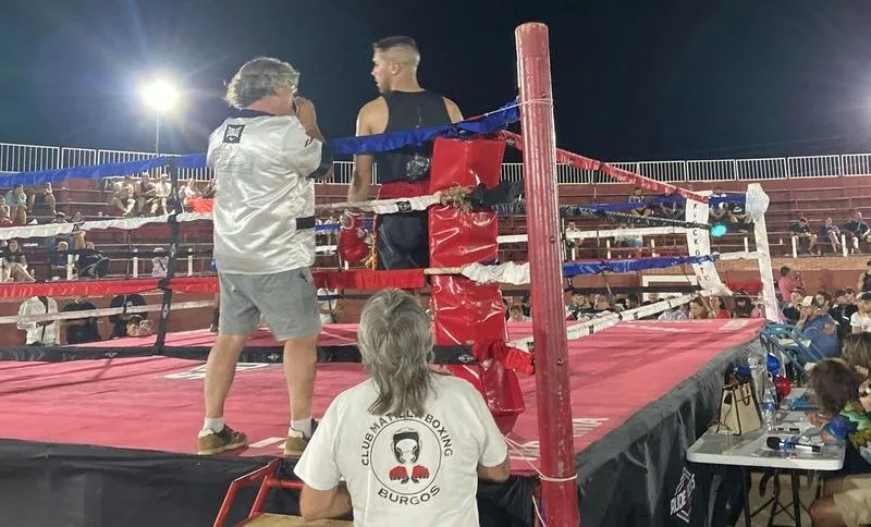 Velada de boxeo en Cantalpino
