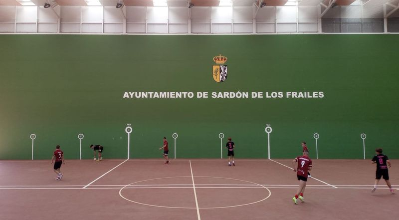 Foto 4 - El Real Monleras se impone por 5-3 al Misco de Ledesma en el IV Torneo de Fútbol Sala de Sardón de los Frailes 