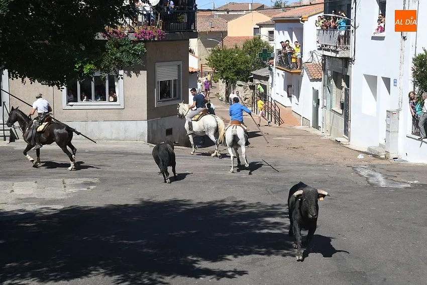 encierro a caballo VIllar de Ciervo