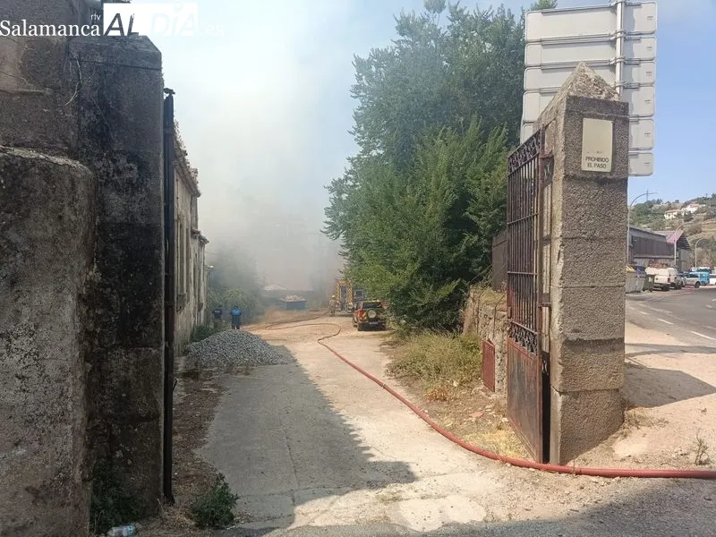 Incendio en la ciudad de Béjar. Fotos: David S. Sánchez