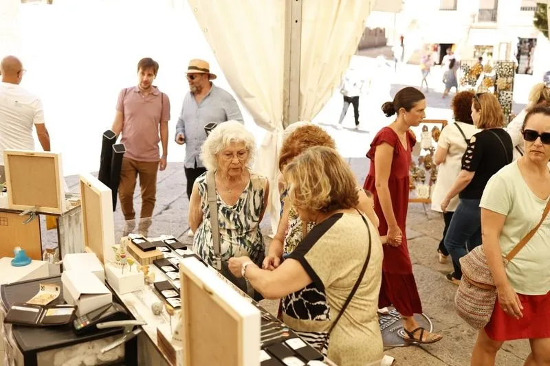 Inauguración de la XXXV Feria del Barro en la plaza de Anaya. Foto de David Sañudo