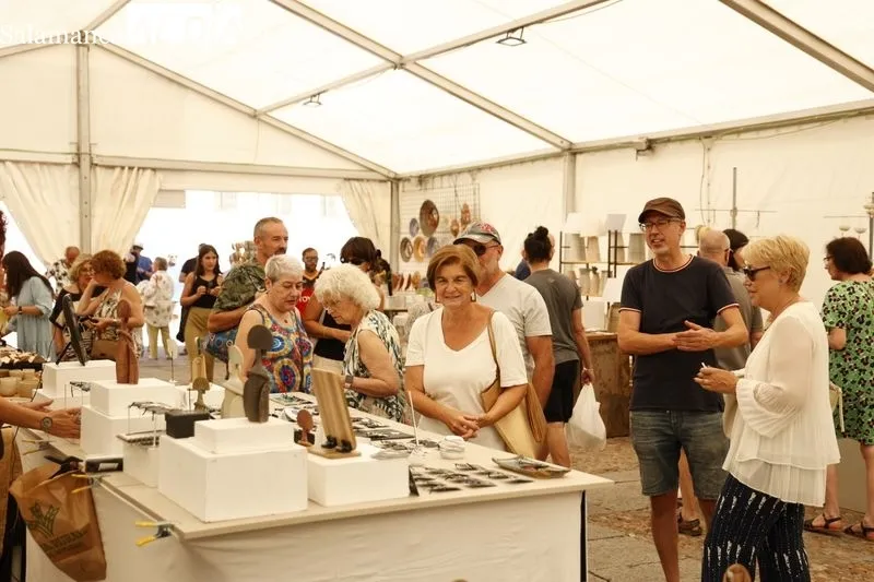 Inauguración de la XXXV Feria del Barro en la plaza de Anaya. Foto de David Sañudo