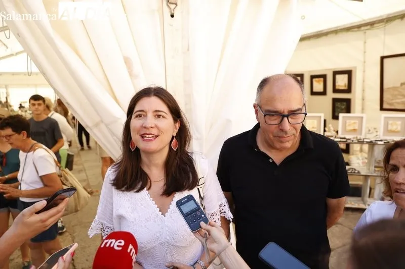 Inauguración de la XXXV Feria del Barro en la plaza de Anaya. Foto de David Sañudo