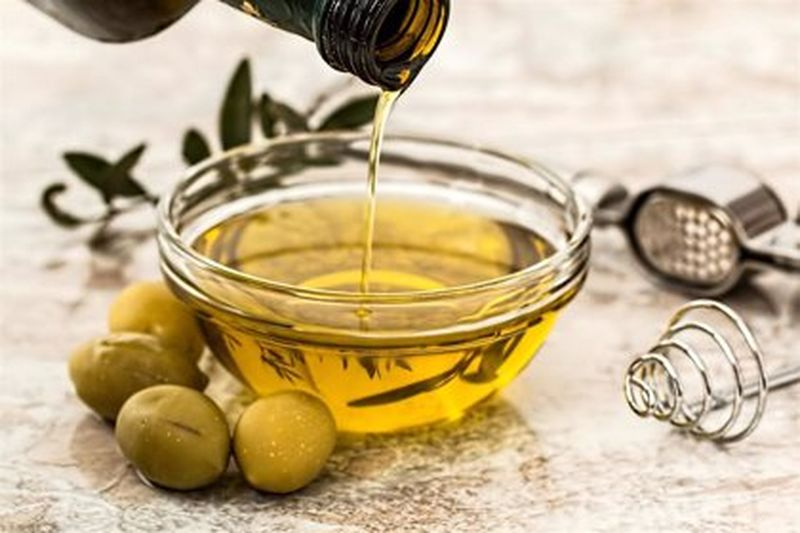 Preocupación constante: El aceite de oliva dispara su precio en el último mes y medio. ¿Cuál es el motivo?