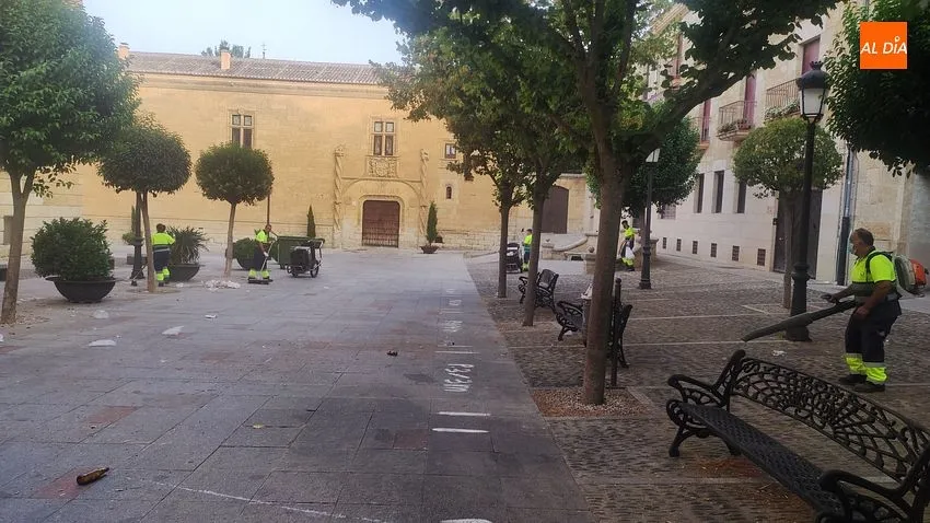 Foto 2 - El Martes Mayor dej&oacute; entre 7 y 8 toneladas m&aacute;s de basura que un d&iacute;a normal